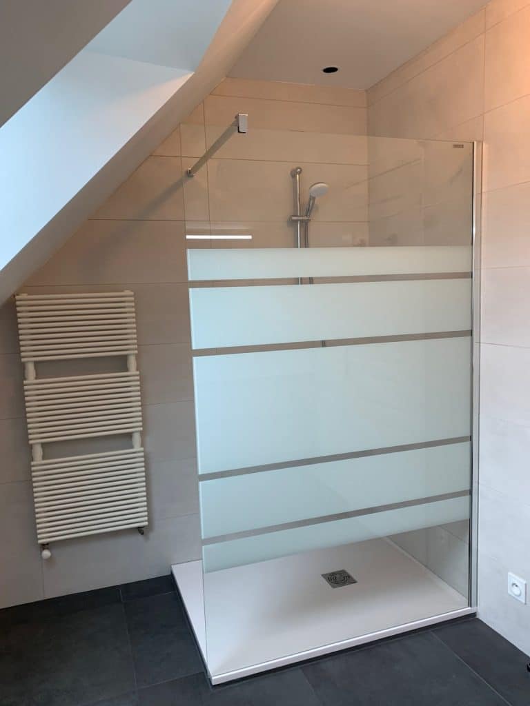 Remplacement d'une baignoire par une douche