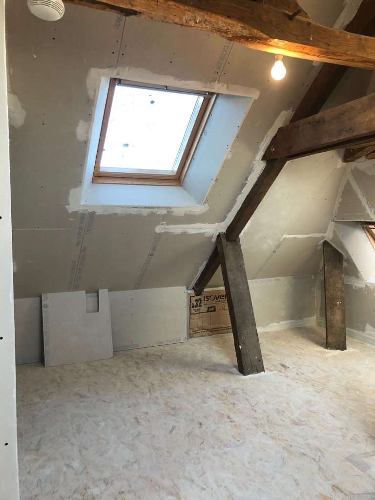 Isolation et pose parquet dans des combles